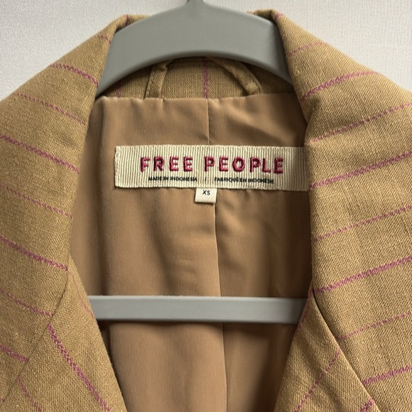 Free People Ashby Oversized Double Breasted Stripe Blazer Tan/Pink Size XS NWT - Picture 7 of 10